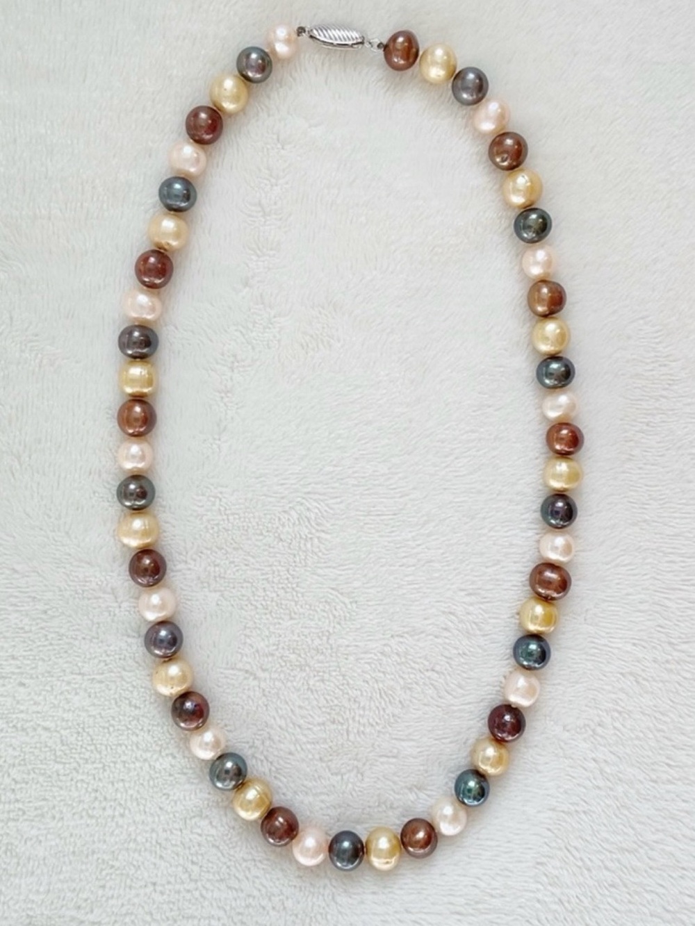 18” Multicolor Freshwater Pearl Necklace 14K Gold Clasp 9-10mm